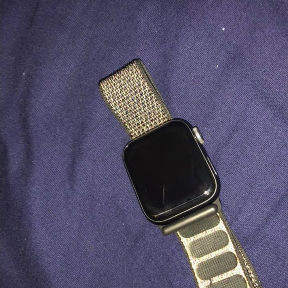 Apple Watch Series 4